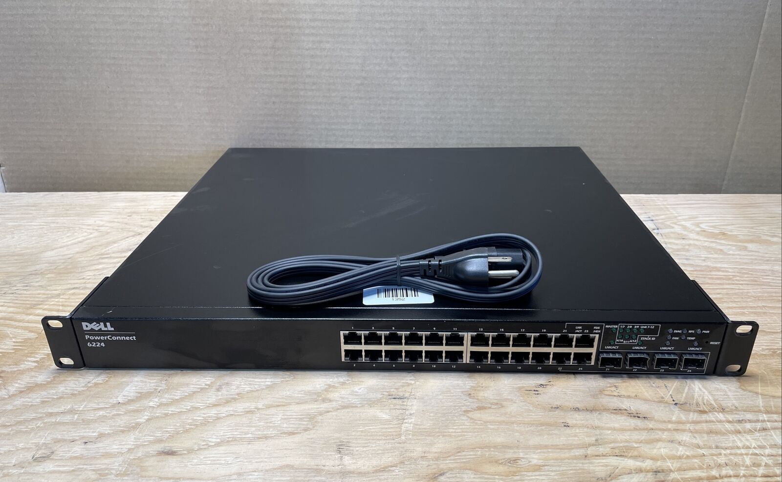Dell PowerConnect 6224 24 Port Gigabit Ethernet Switch 10/100/1000  4x SFP Ports