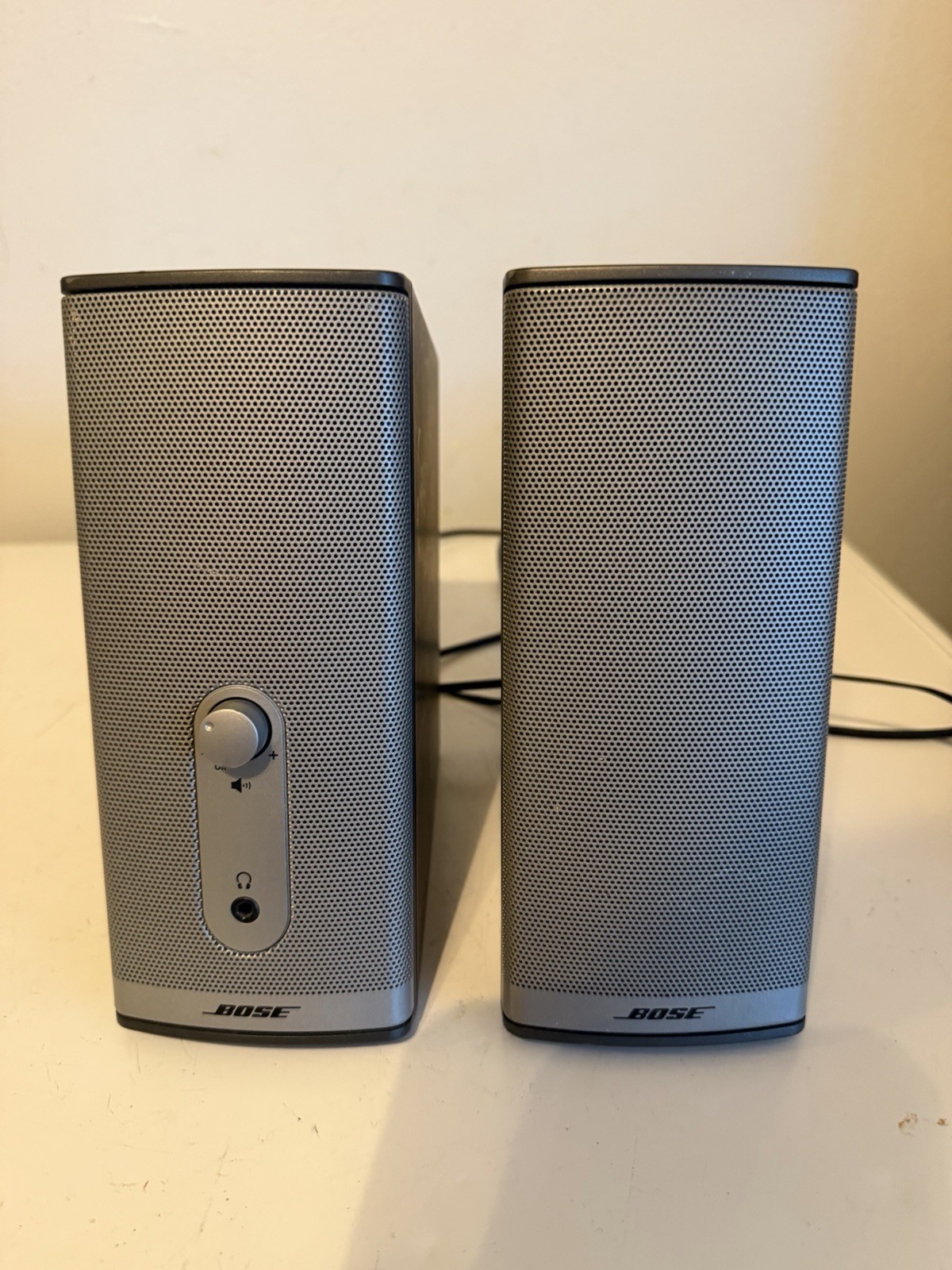 Bose Companion 2 Series II Multimedia Computer Speakers Pair w/ Power Adapter