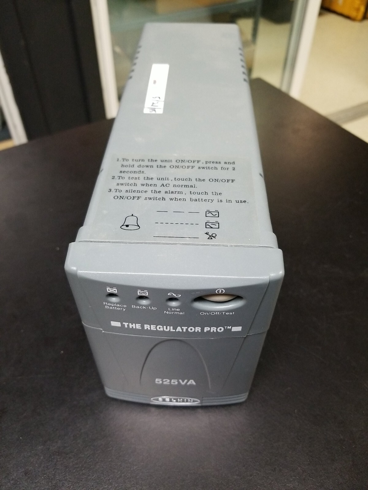 Battery Back Up Power Supply, Belkin 525VA Regulator Pro Serial UPS 