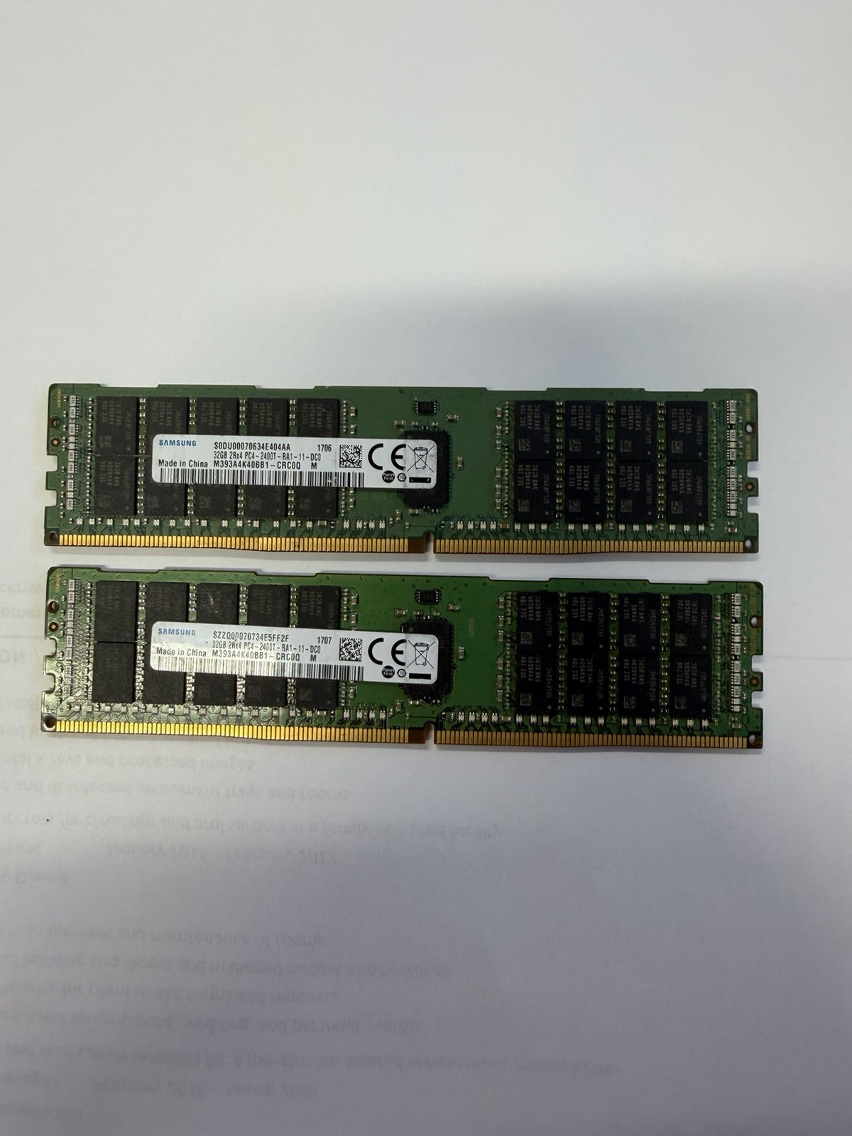 LOT OF 2  Samsung 32GB DDR4 SDRAM Memory 2Rx4 PC4-2400T (M393A4K40BB1-CRC0Q)