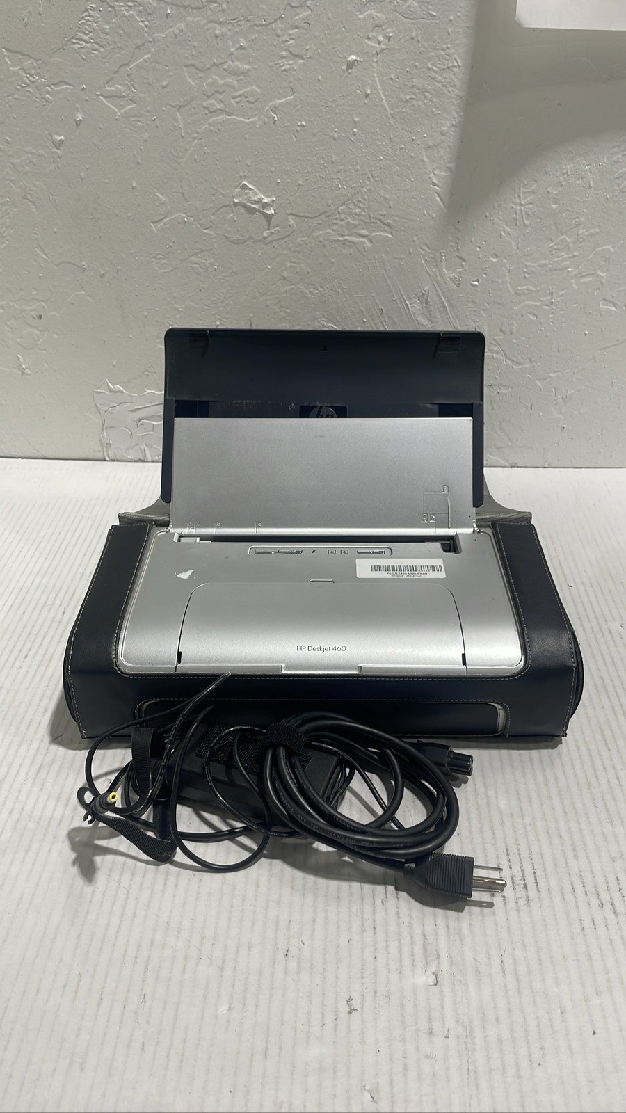HP Deskjet 460 Mobile Color Inkjet Printer with Case & Power Adapter