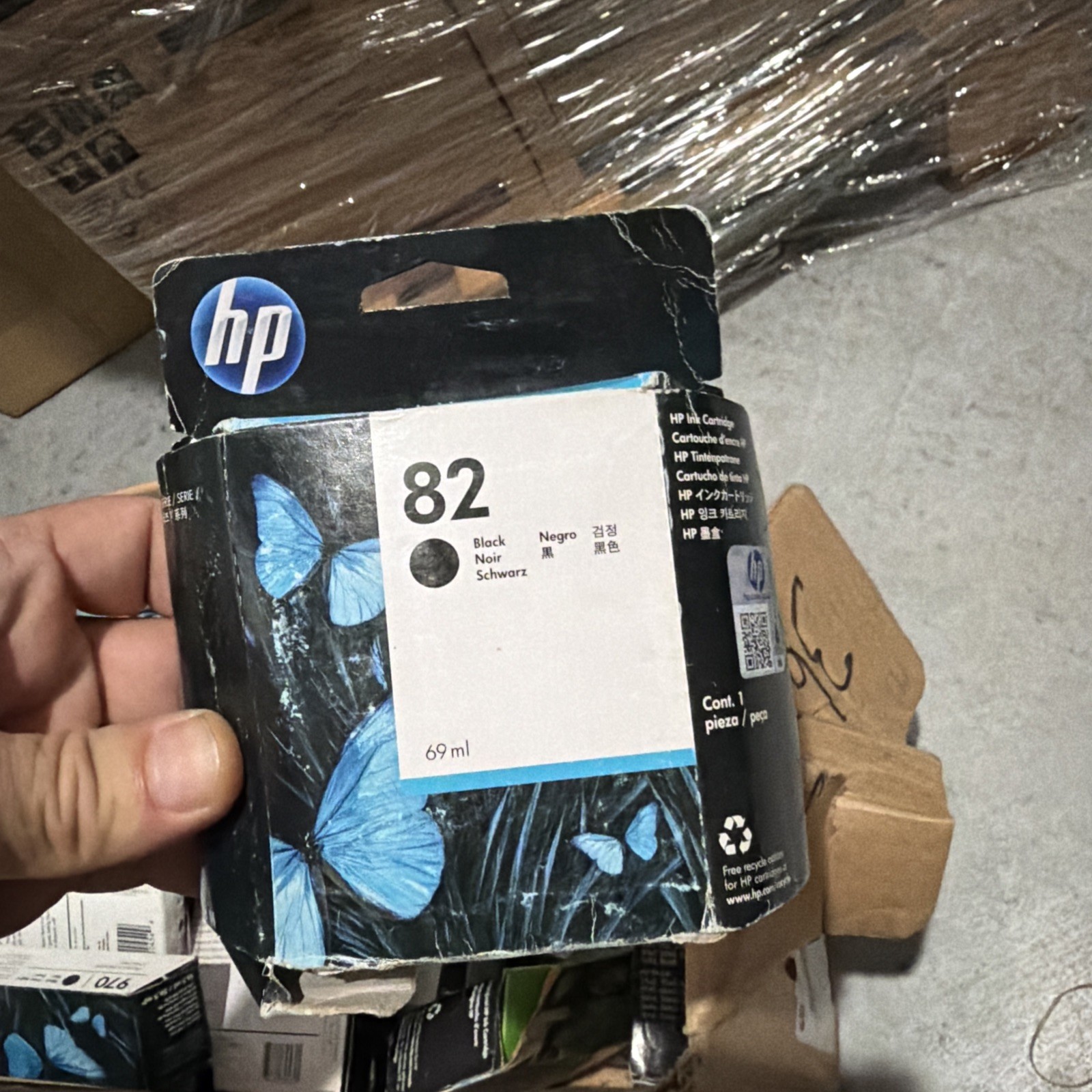 HP 82 Black DesignJet Ink Cartridge (CH565A)