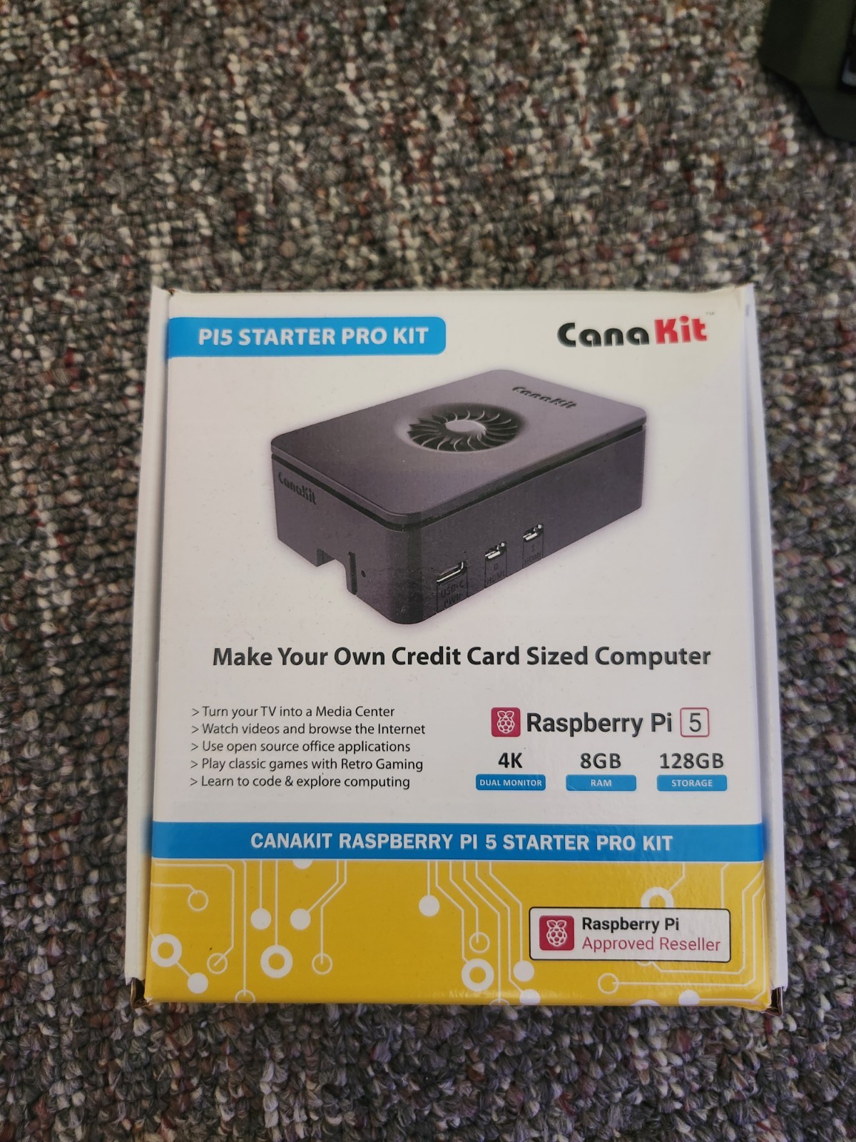 New Canakit Raspberry Pi 5 Starter Pro Kit Mini PC Kit PI5-8GB-STR128-C4-BLK-RT