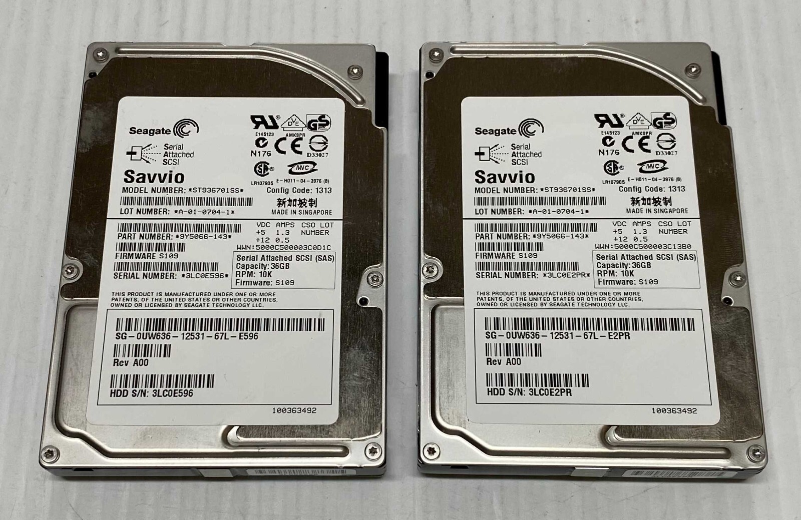 Lot of 2x ST936701SS Seagate Savvio 36GB 10k RPM 2.5'' SAS HDD Hard Drive