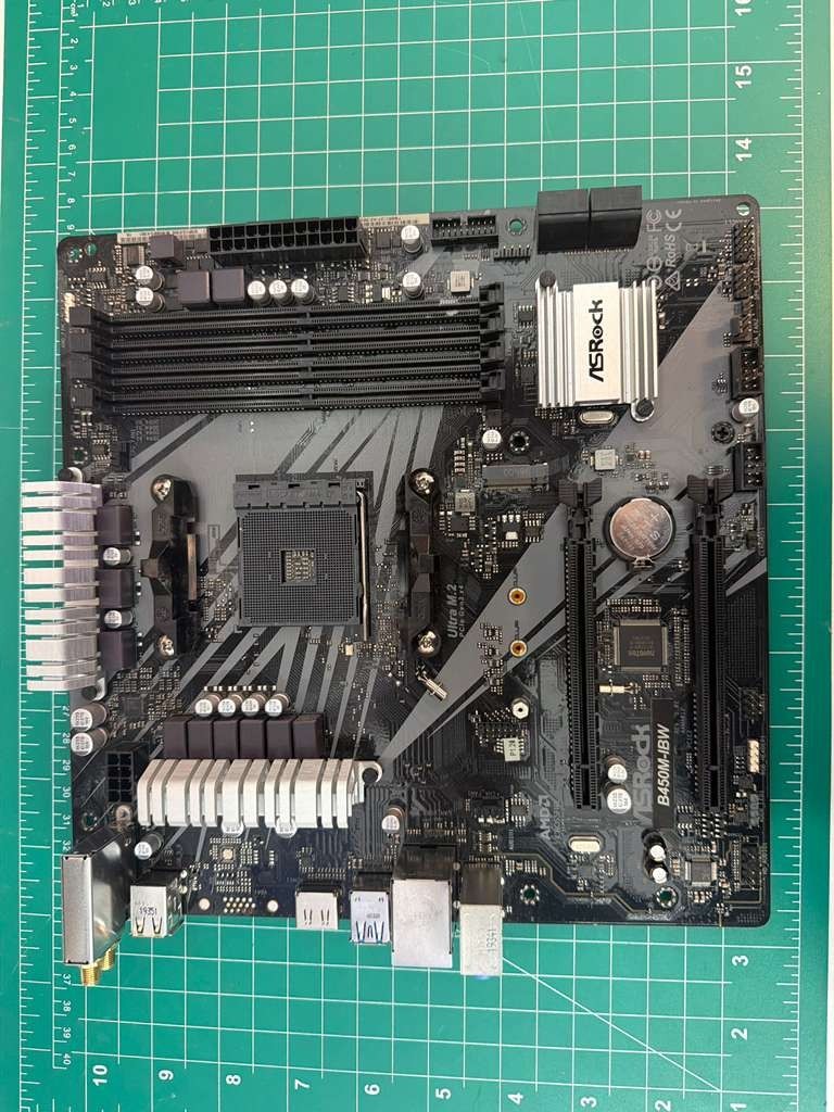 ASRock B450M-IBW AM4 DDR4 Micro ATX Motherboard Ryzen M.2 FOR PARTS NOT WORKING