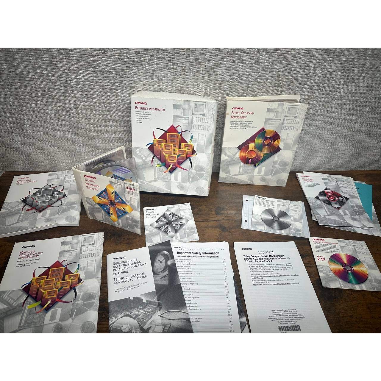 Compaq Server Reference Information Setup Manuals & Software CDs - 039-5 (17)