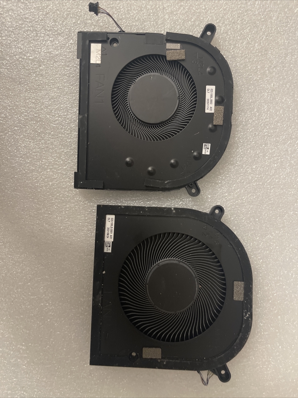 Genuine DELL Precision 5760 17 Laptop CPU GPU Fans Fan 1 Fan2 DC5V 00XR6Y 0C4YVP