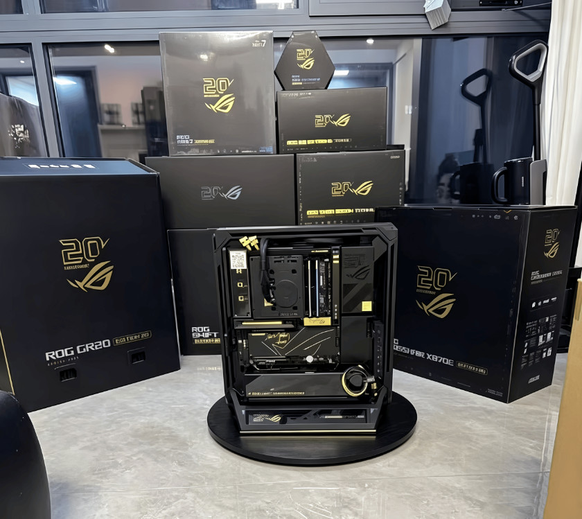 For ROG 20th Anniversary Limited Edition Bundle Collection