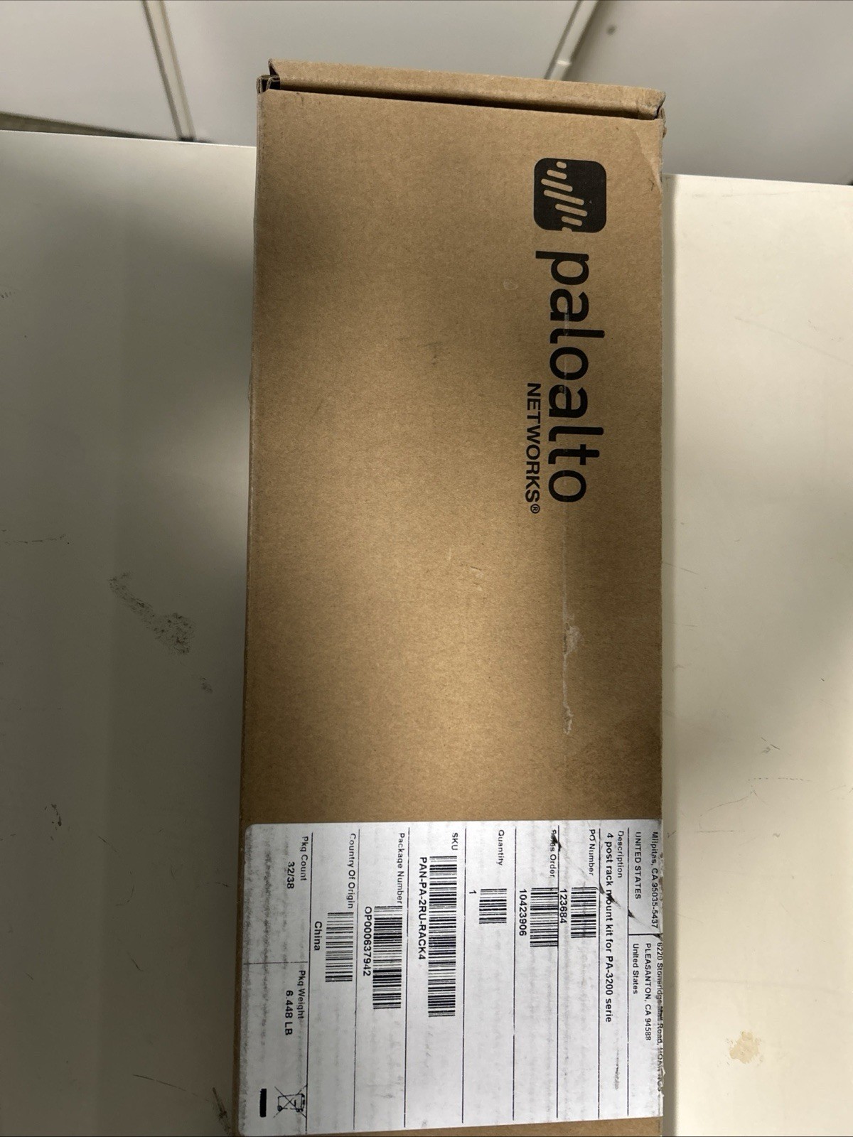 NEW Palo Alto Networks PAN-PA-2RU-RACK4 4-Post Rack Mount Kit For PA-3200 Series
