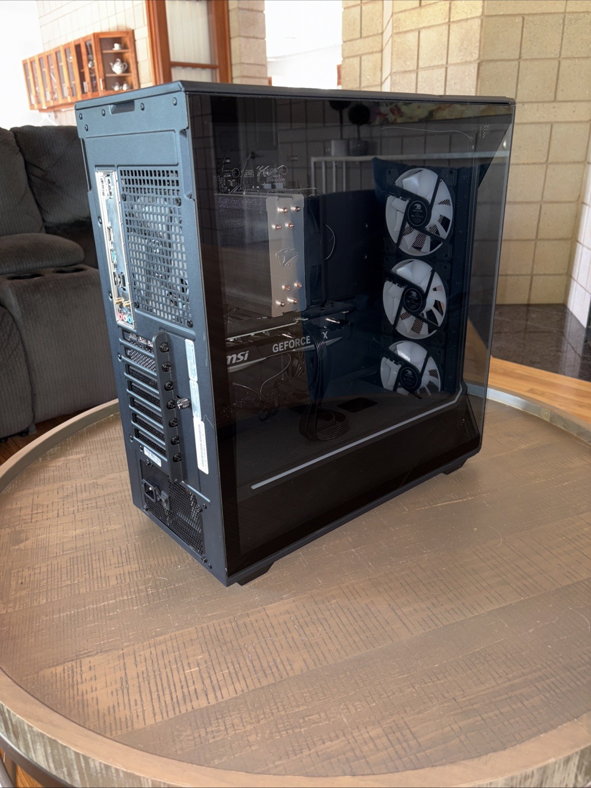 iBUYPOWER Slate Mesh Series – RA10i Series A36BBi301B.10143