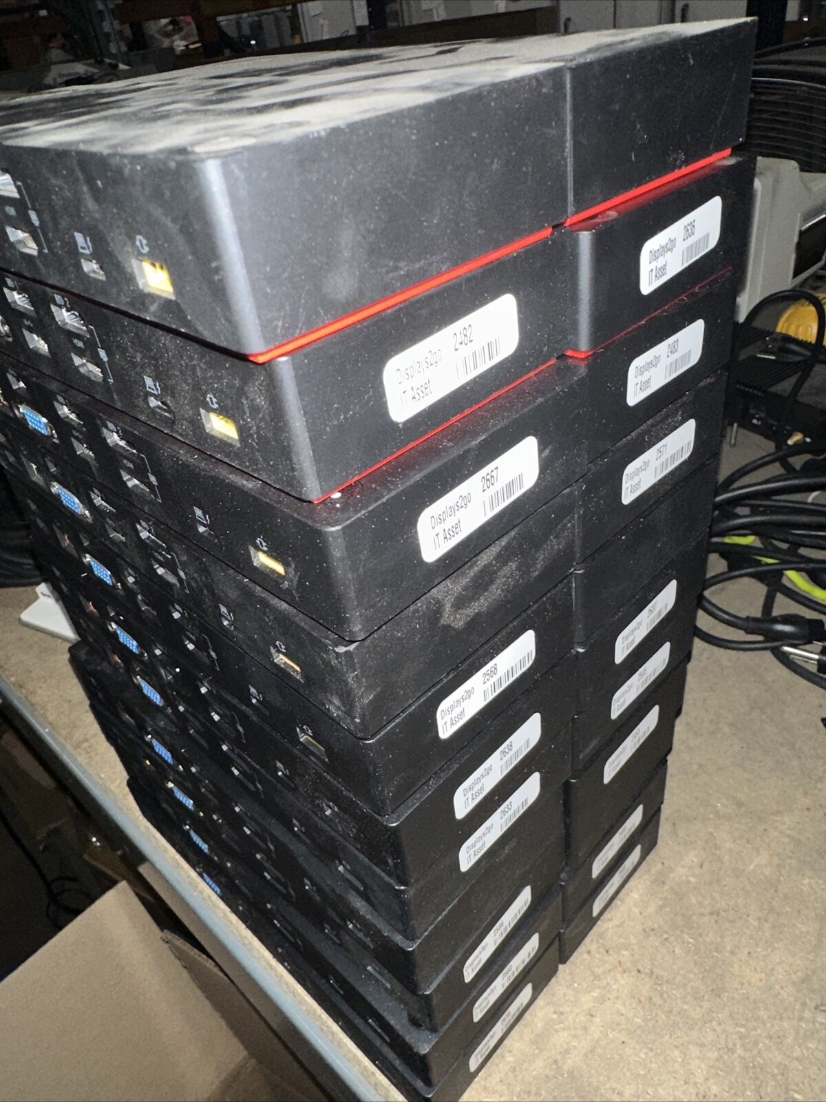LOT of 22 Lenovo ThinkPad Thunderbolt 3 Dock (40AC0135US) - No adapters Untested