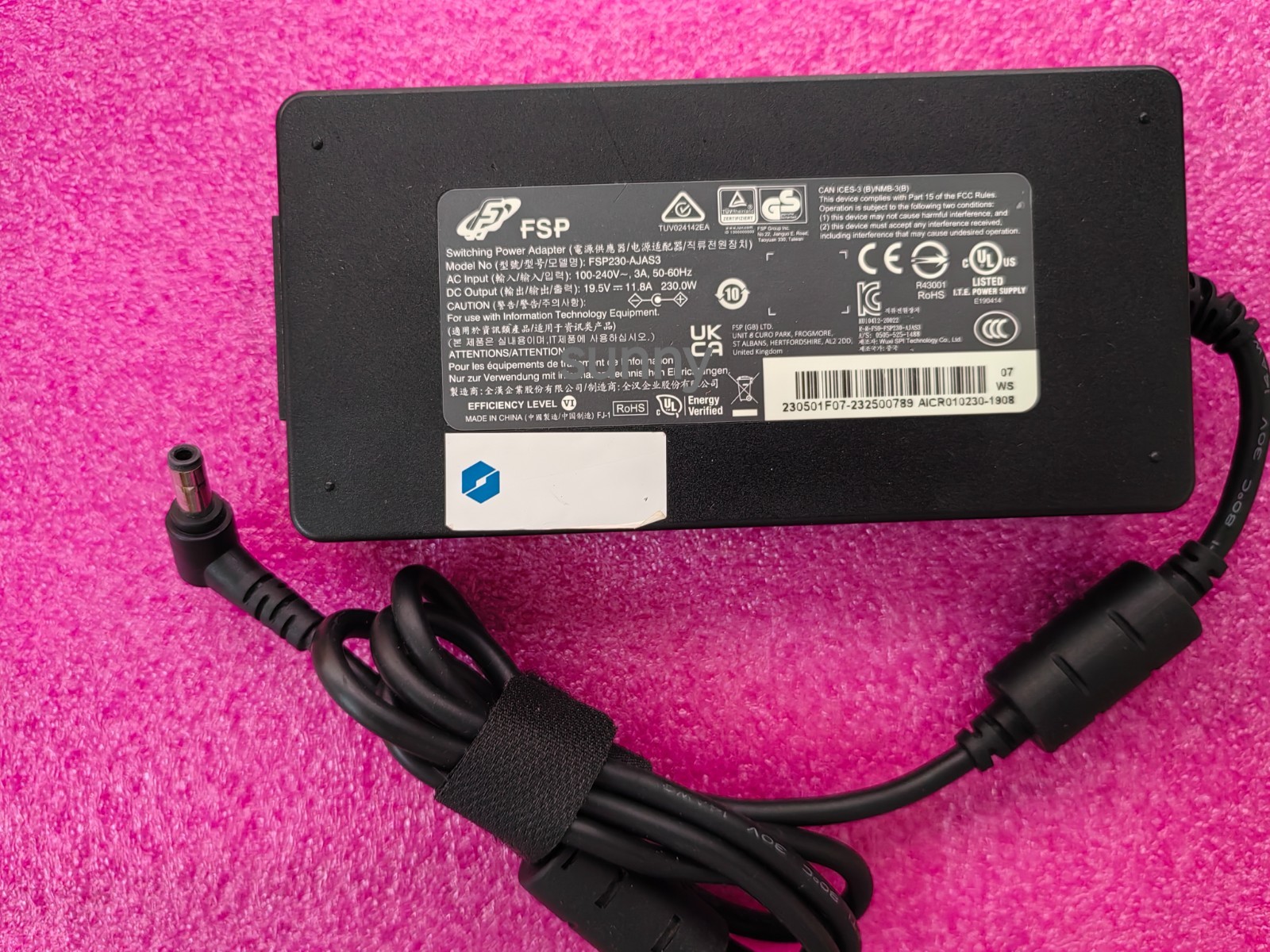 FSP230-AJAS3 FSP 19.5V 11.8A 5.5mm*2.5mm 230W AC Adapter UK CA 100%Original Slim