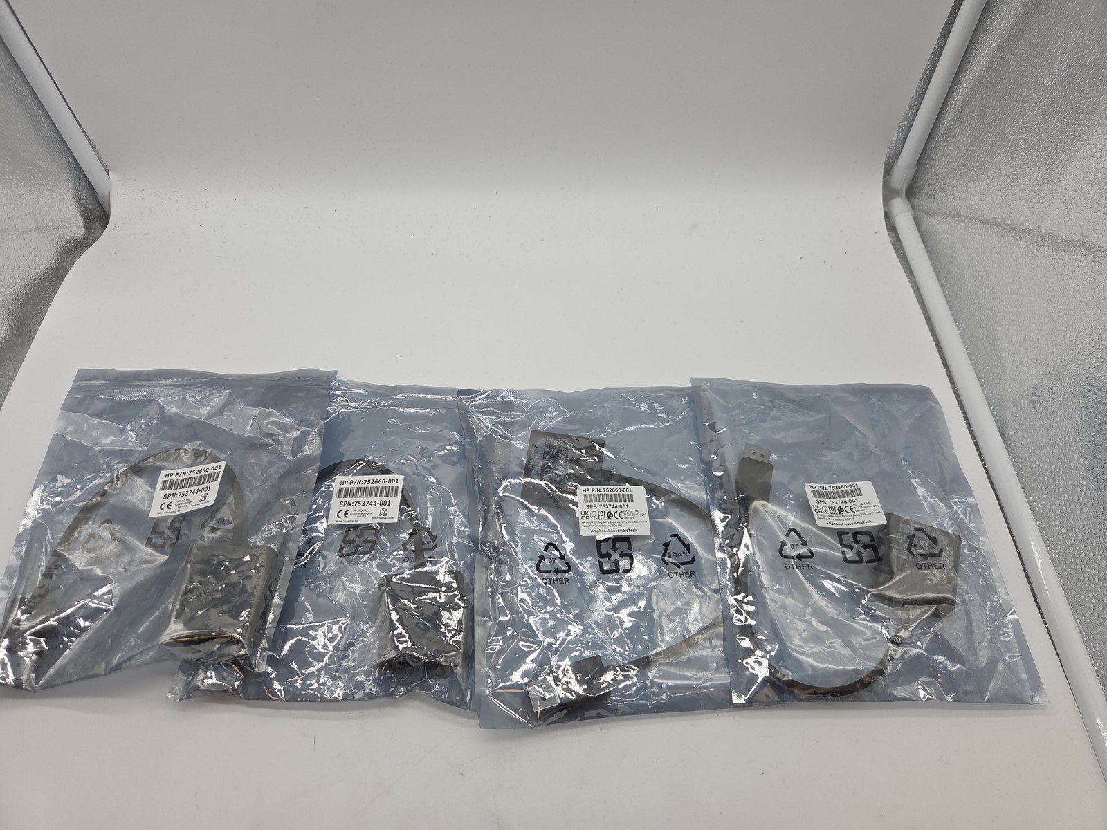 LOT OF 4 Genuine NEW HP DisplayPort to DVI Adapter Cable 752660-001 - FREE S/H