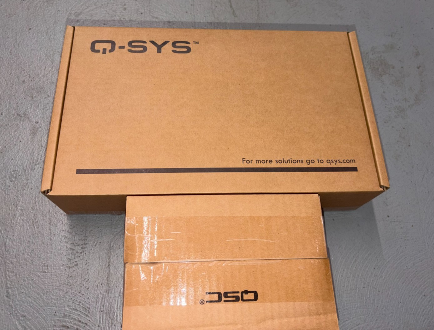 QSC TSC-710T-G3 Table Top Stand