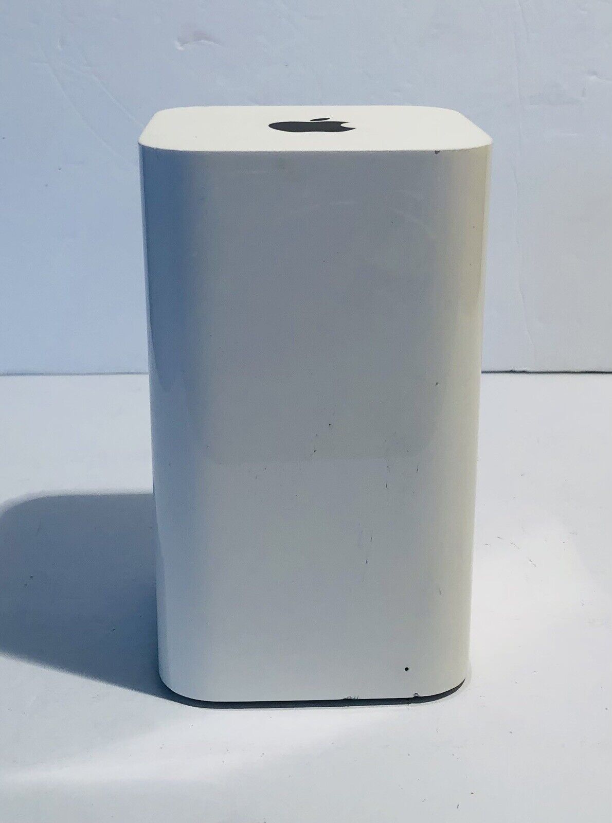 Apple AirPort Extreme Base Station A1521 Base Only No Power Cord