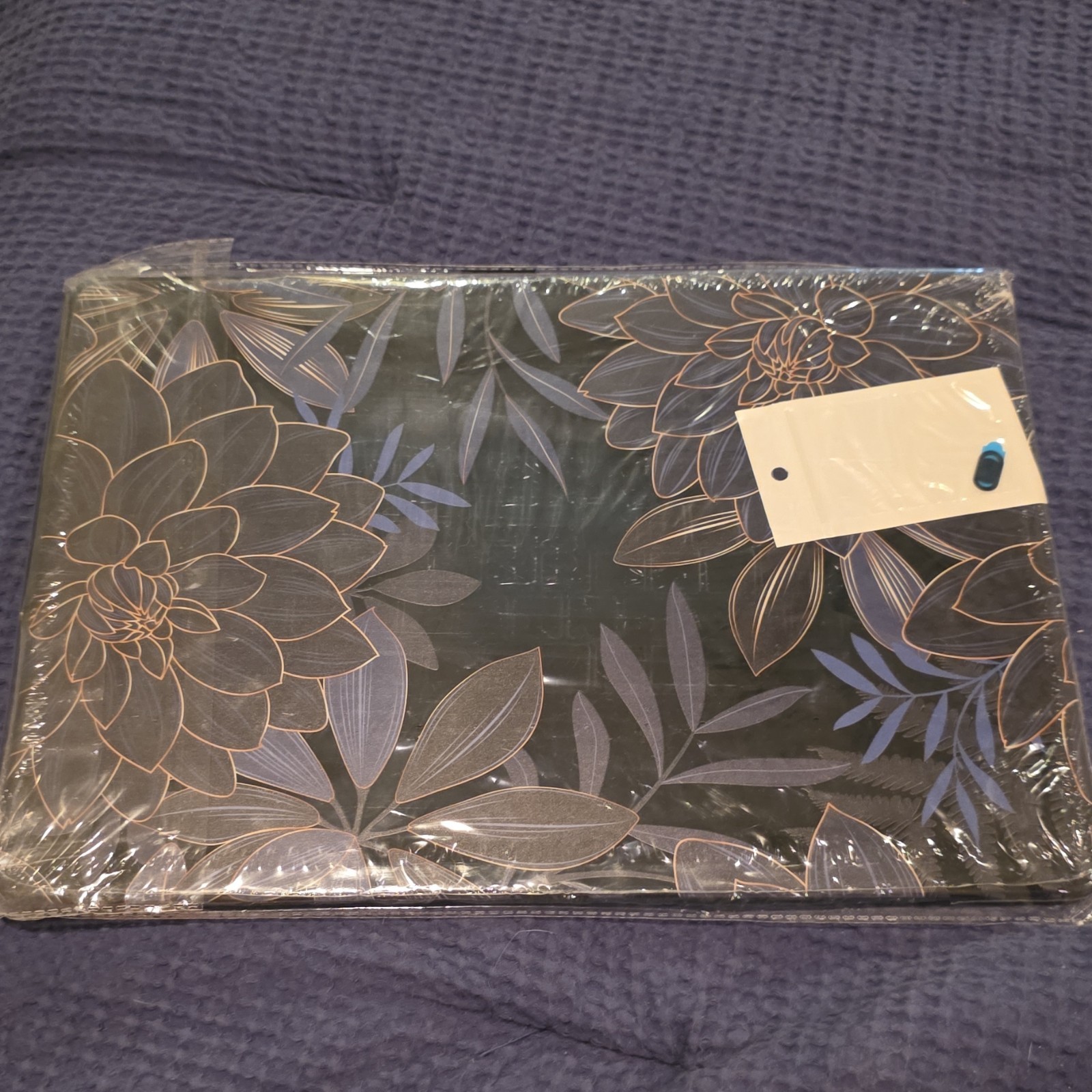 Mektron Floral Hard Shell Case Black for MacBook Pro 16 A2991/A2780