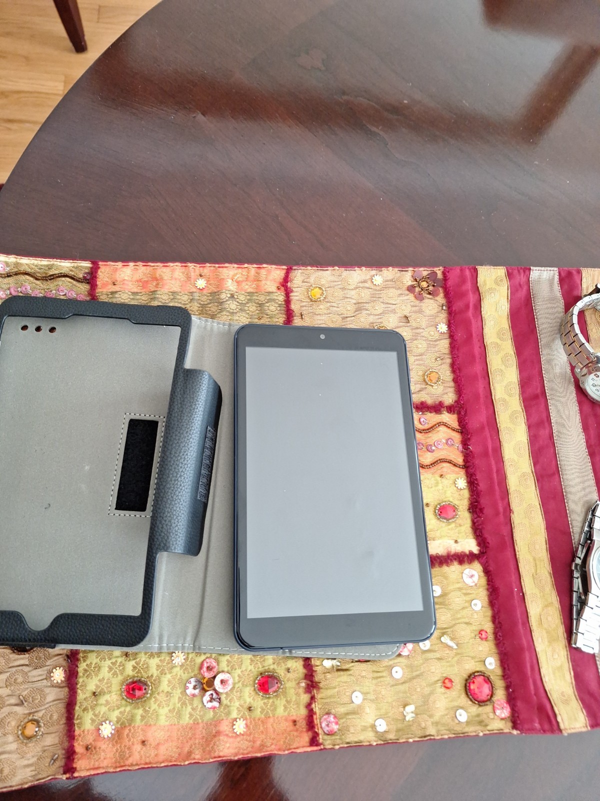 onn. Tablet Pro 32GB, Wi-Fi, 8" - Gray