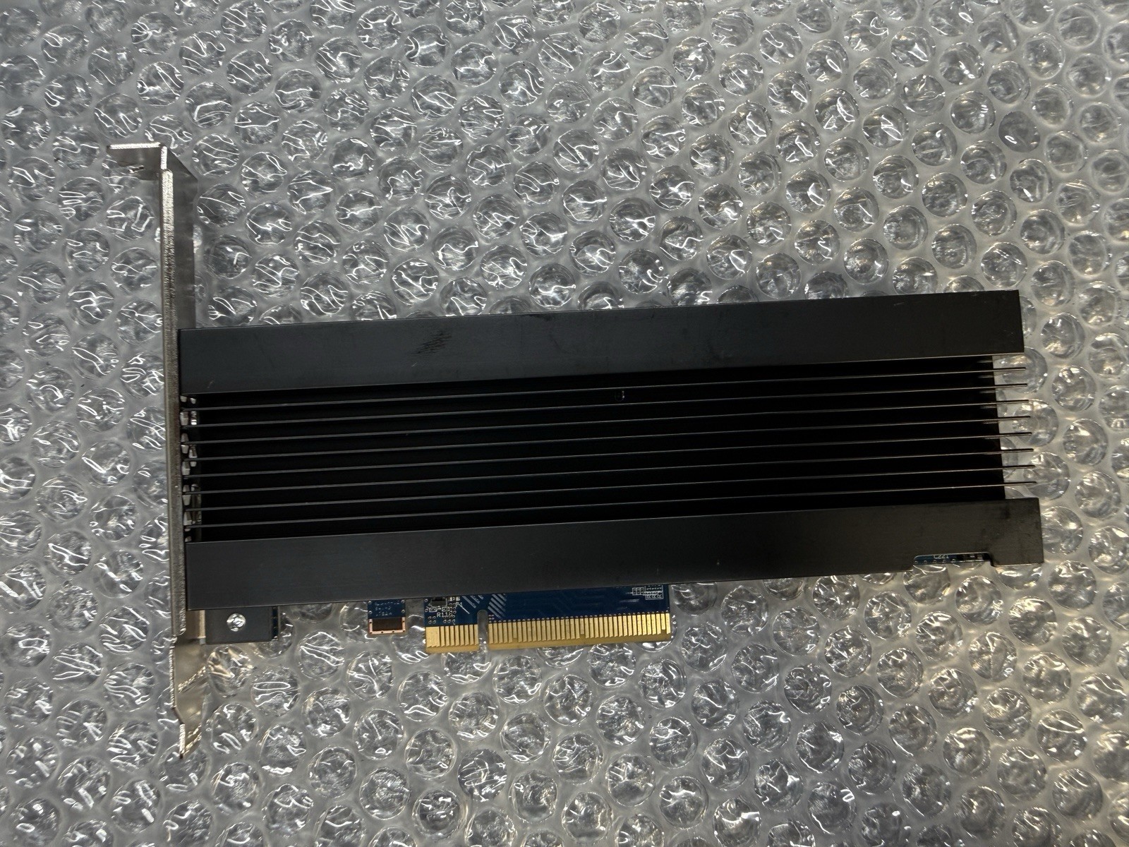 WD Ultrastar DC SN200 3.2TB NVME PCIe Gen 3.0 x8 HHHL AIC SSD HUSMR7632BHP301