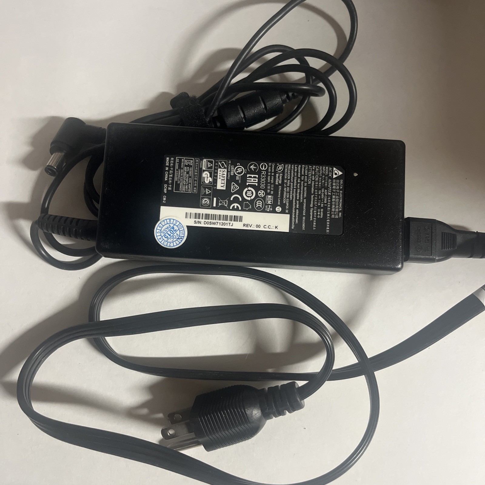 OEM Delta 135W 19.5V 6.92A ADP-135KB T 7.4mm AC/DC Adapter