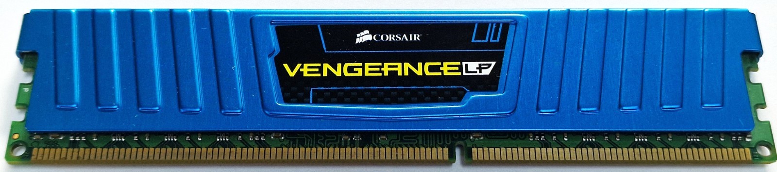Corsair Vengeance LP 8GB DDR3 Gaming RAM UDIMM 1600MHz CL10 XMP OC 1.5V Blue