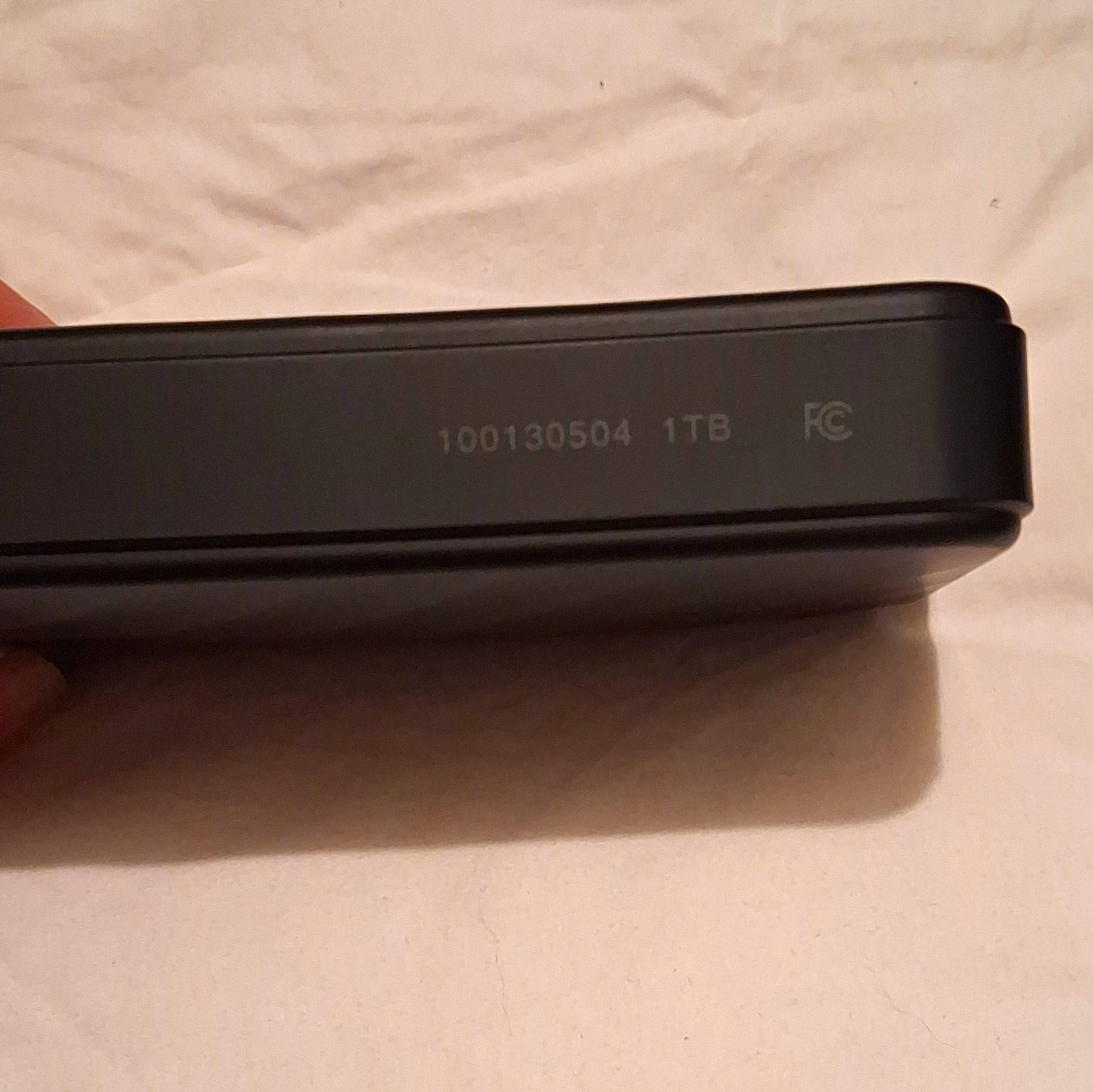 onn. 1TB Portable External HDD Hard Drive USB-C Black Model 100130504