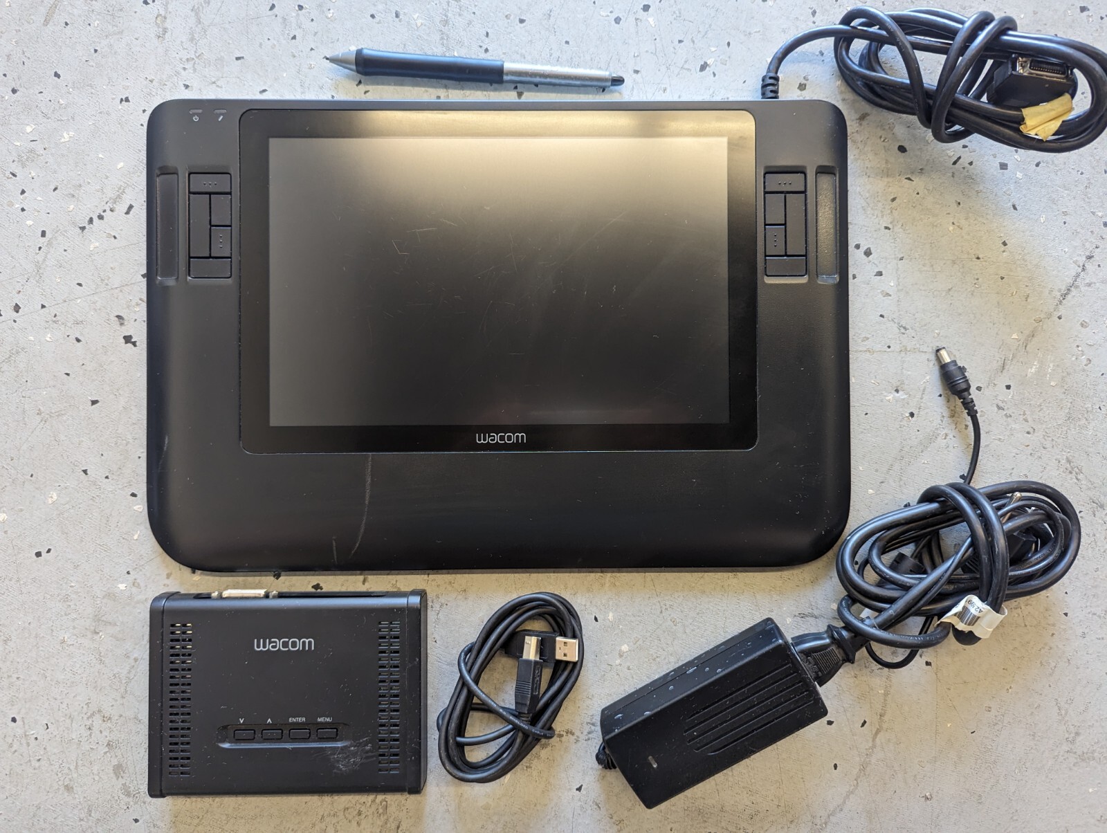 Wacom DTZ-1200W Cintiq Display Graphic Drawing Tablet w/ Stand, Converter & Pen