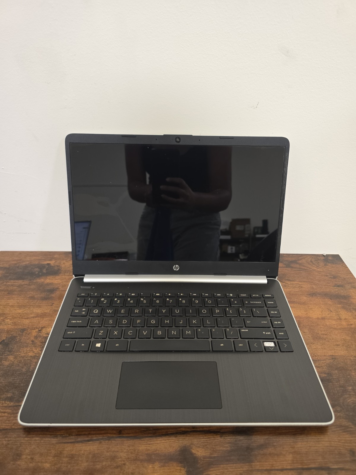 HP 14-dq0005cl LAPTOP GOOD MOTHERBOARD,  NO RAM , No HDD 