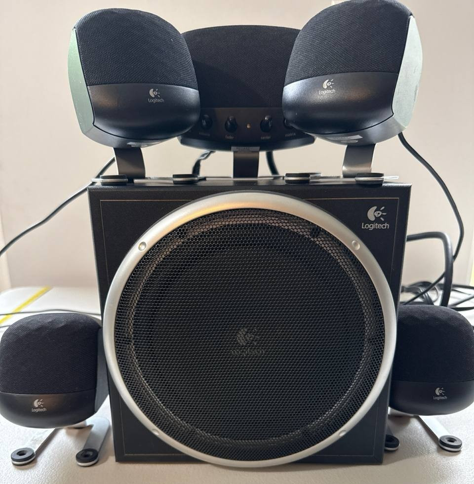 Logitech Z-640 5.1 Surround Sound PC Gaming Speaker System Subwoofer Set TESTED 
