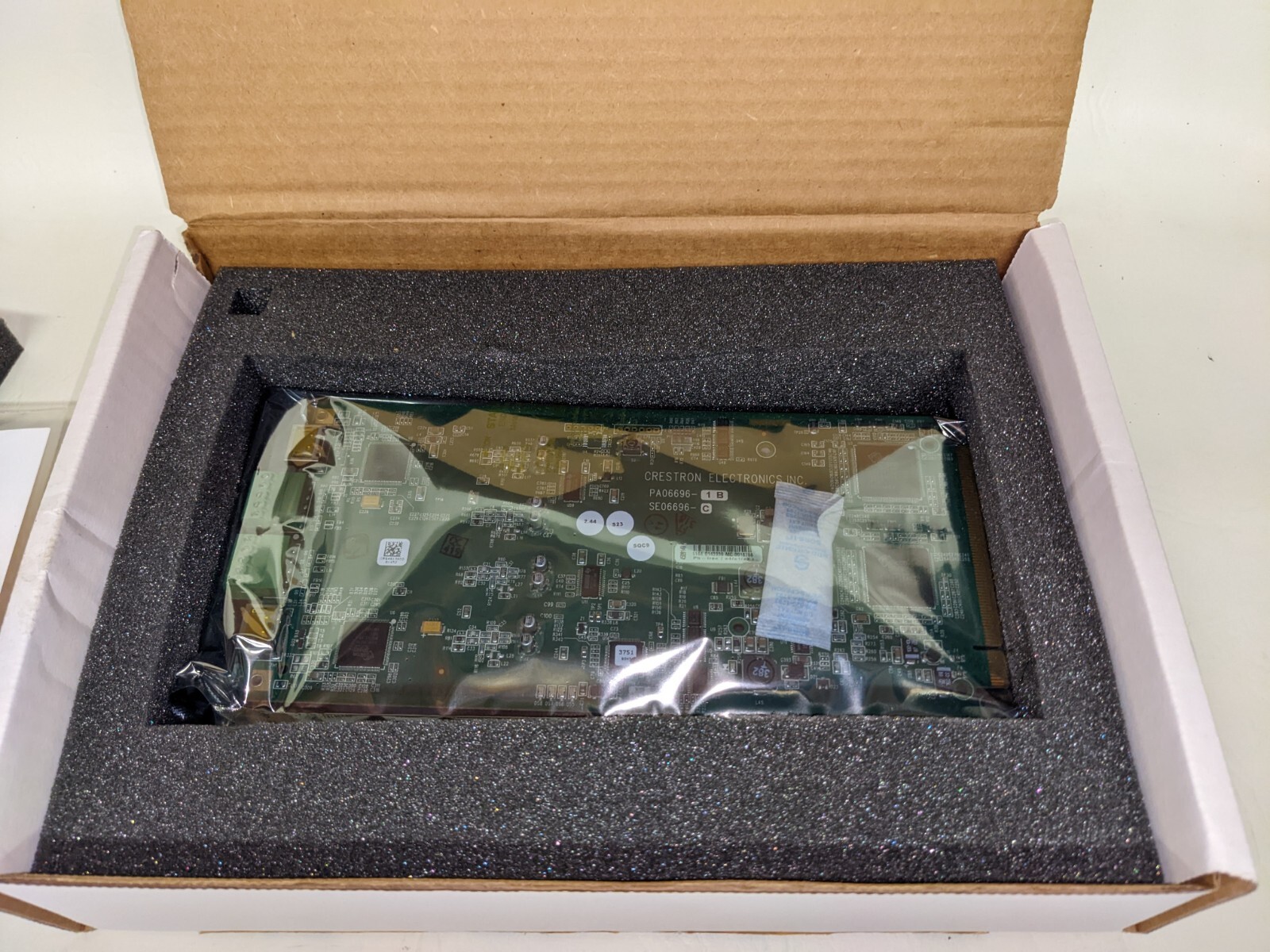 NEW Crestron DMC-HDO-PA Output Card for DM-MD8x8 Digital media Switcher (R4)