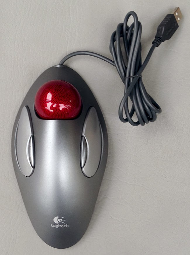 Logitech TrackMan Marble T-BC21 USB Trackball Mouse 810-000767 PRISTINE Cond