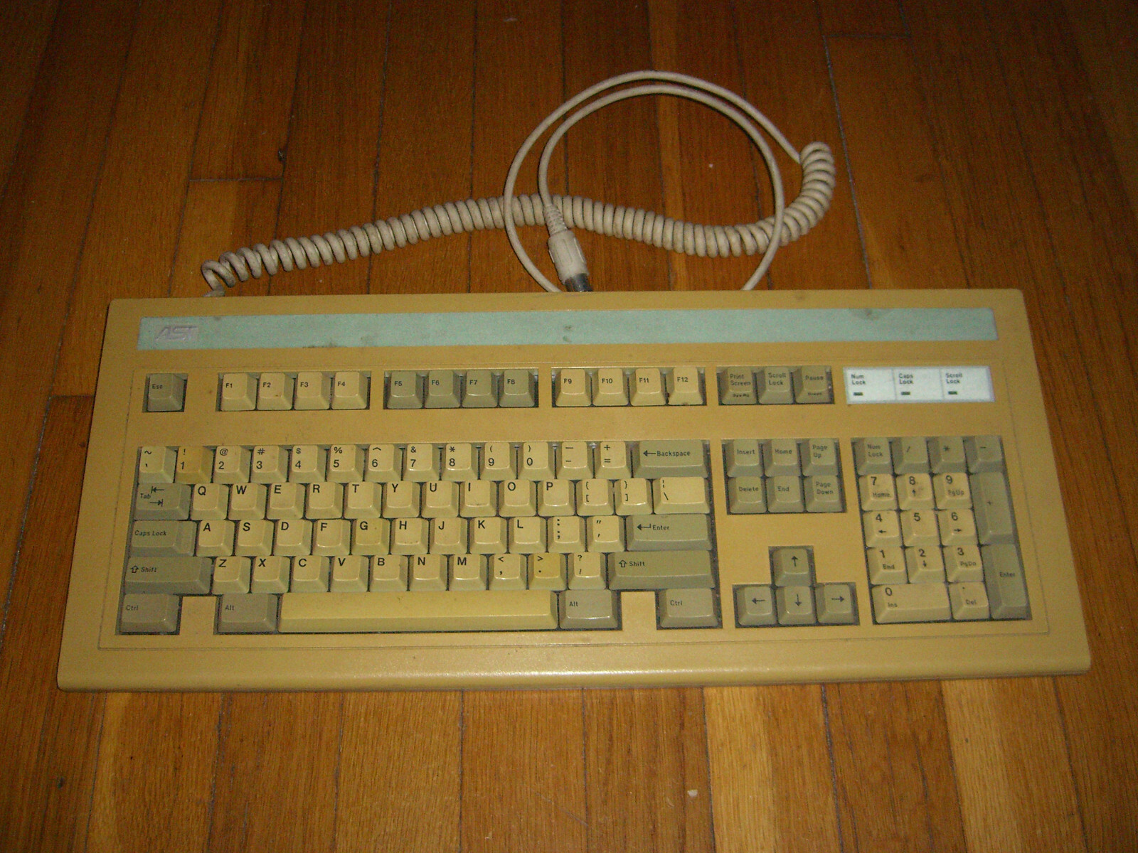Vintage AST KB101 Mechanical Keyboard 5 Pin