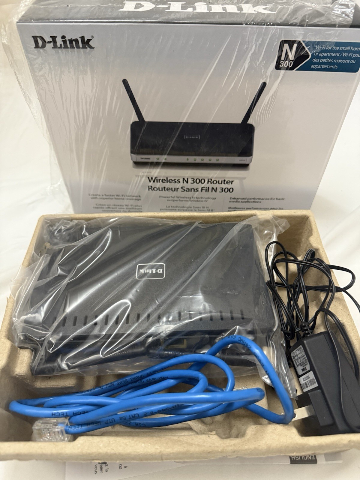 D-Link Wireless Router Fast Create WiFi DIR-615-CS 300 Mbps 4-Port Small Home