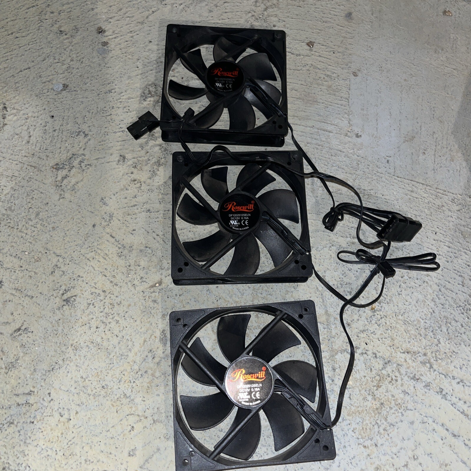 ( 3 Pack ) Rosewill 120mm Case Fan, Black, 1200 Rpm, 3-4 Pin, 38 CFM, 12vdc