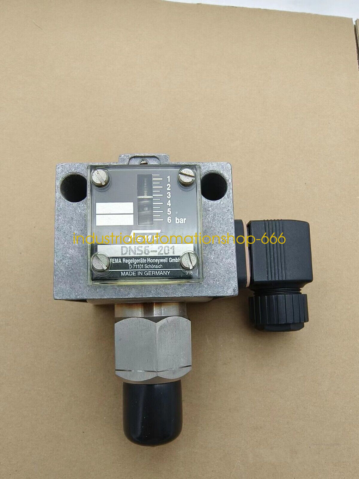 1PCS NEW FEMA DNS6-201 Pressure Switch Via DHL or FedEX