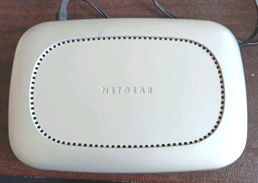 NETGEAR Web Safe Router RP614 v2 Four LAN Out Ports AC Adapter Cord