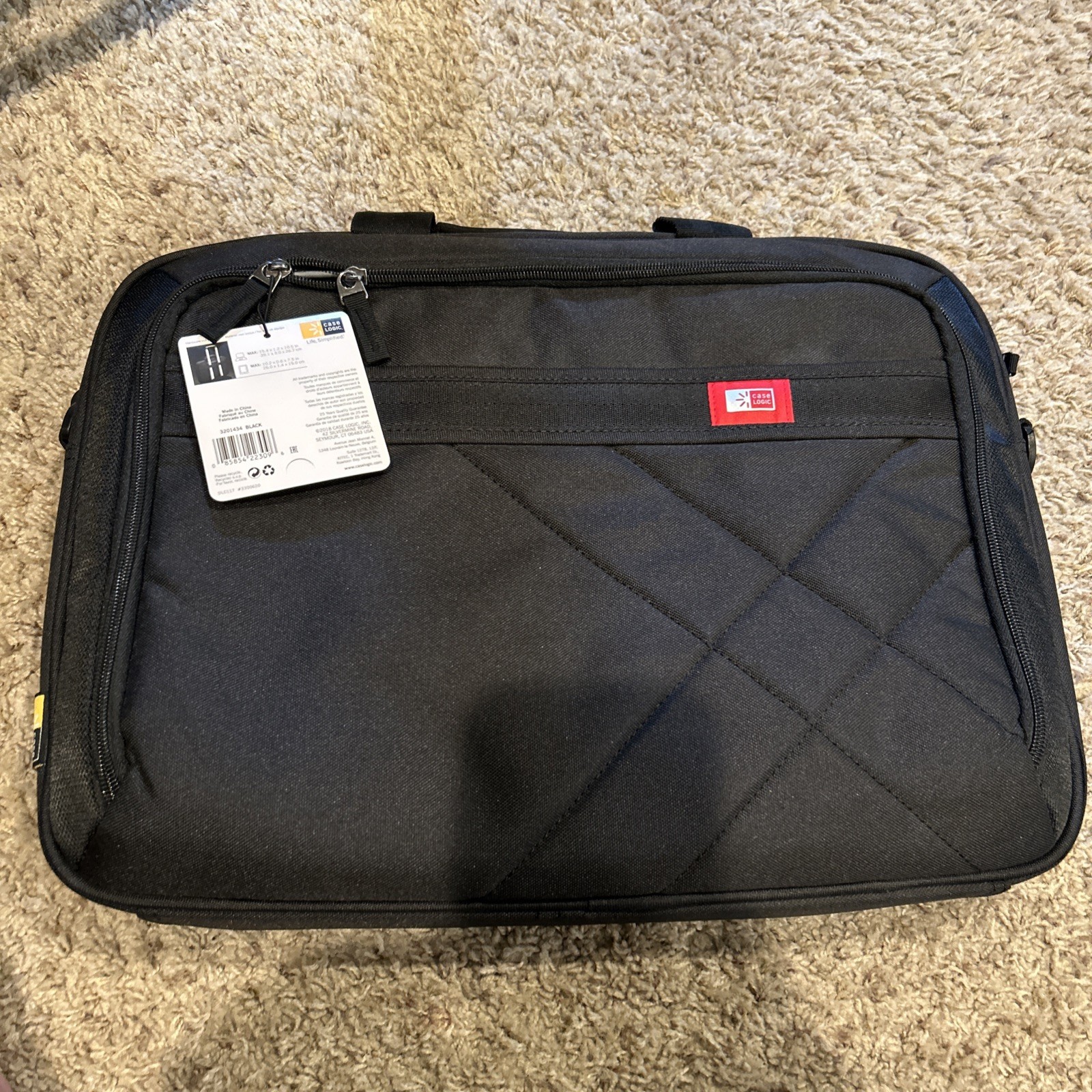 Case Logic DLC-117BLACK Carrying Case (Messenger) for 17.3" Notebook, Black