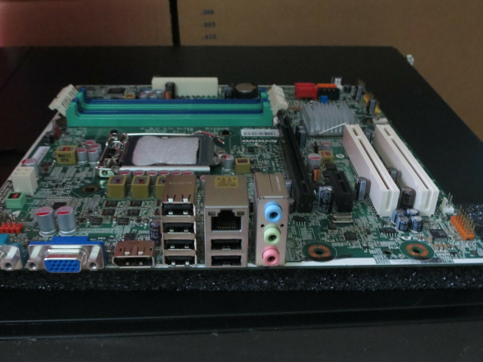 Lenovo ThinkStation E30 Socket LGA1155(03T8003, IS6XM Mother Board