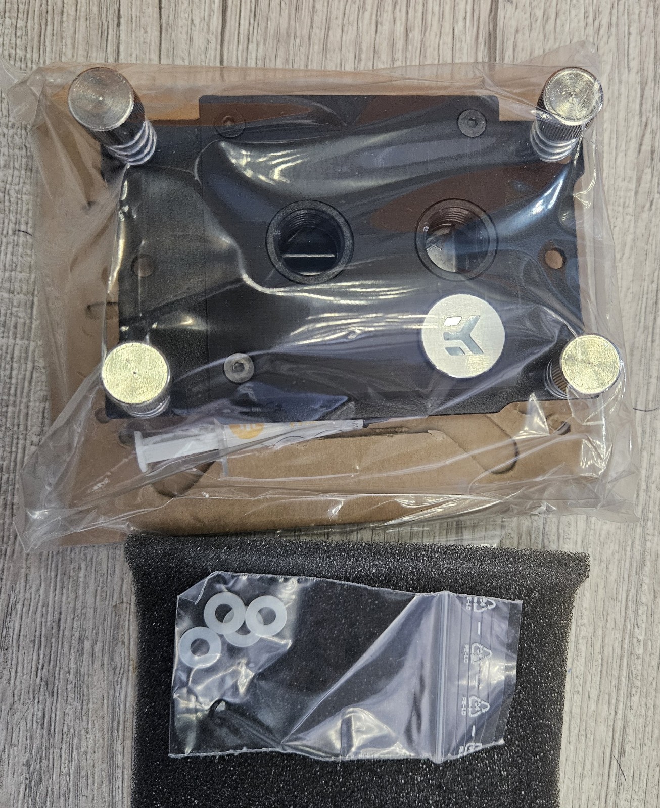 EK-Pro CPU WB AM4 AI+ PA66 21072159 Liquid Cooling System