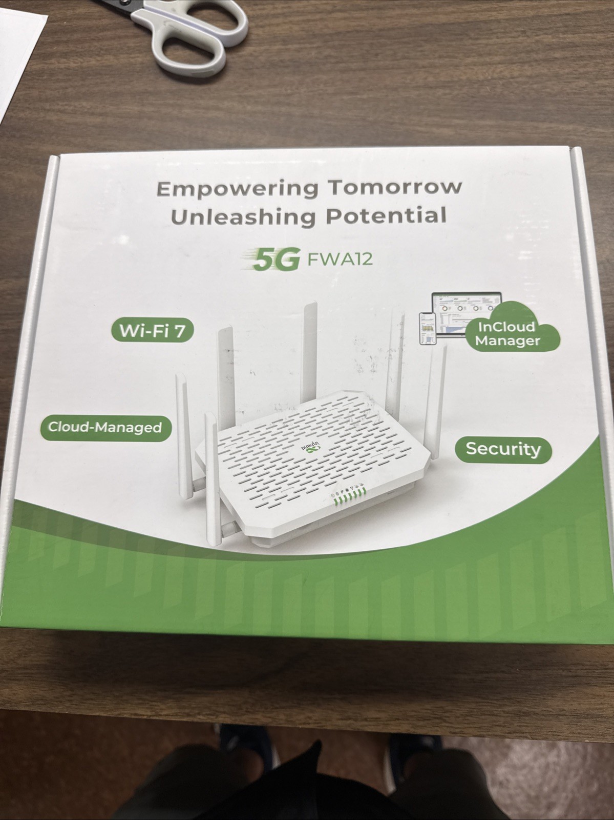 InHand Networks FWA12 5G Router | Wi-Fi 7 |
