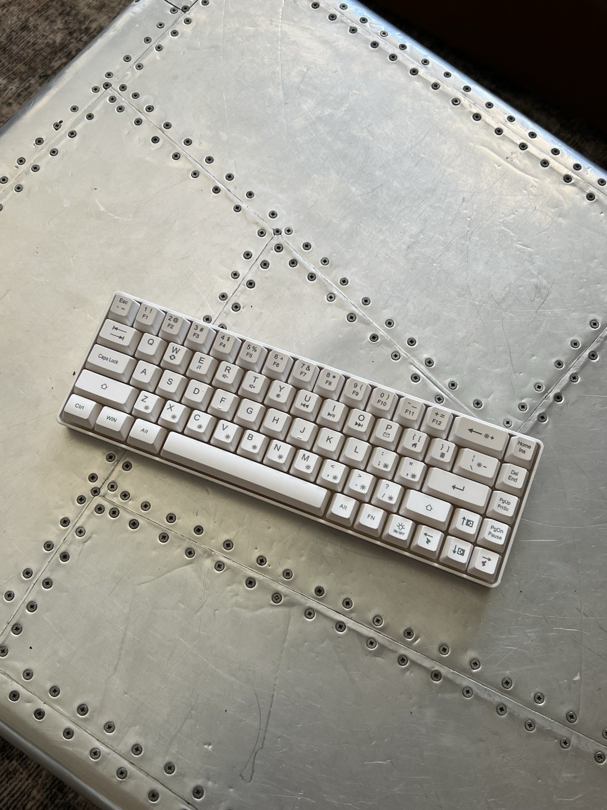 Solakaka SK968 White 68% Compact Keyboard Type-C