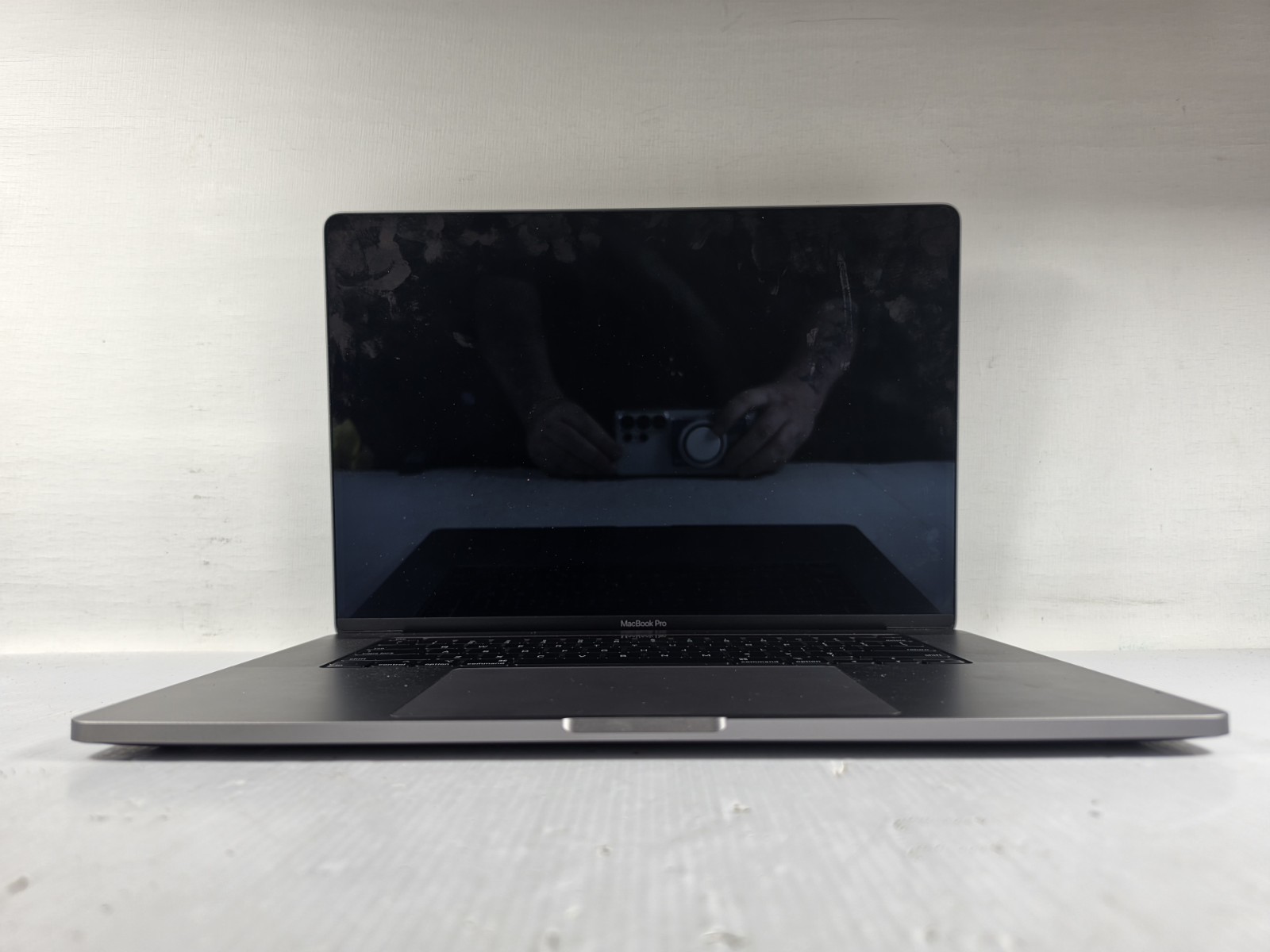 Apple Macbook Pro 16" Core i7 Or i9 ? No Boot As Is