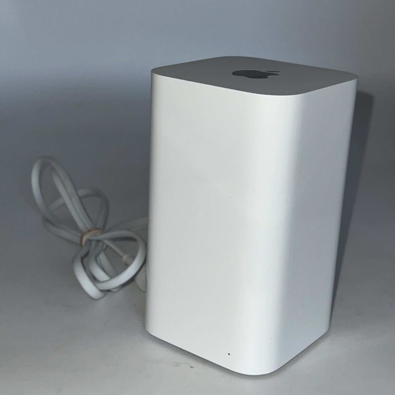Apple AirPort Extreme Model No. A1521_Tested Good