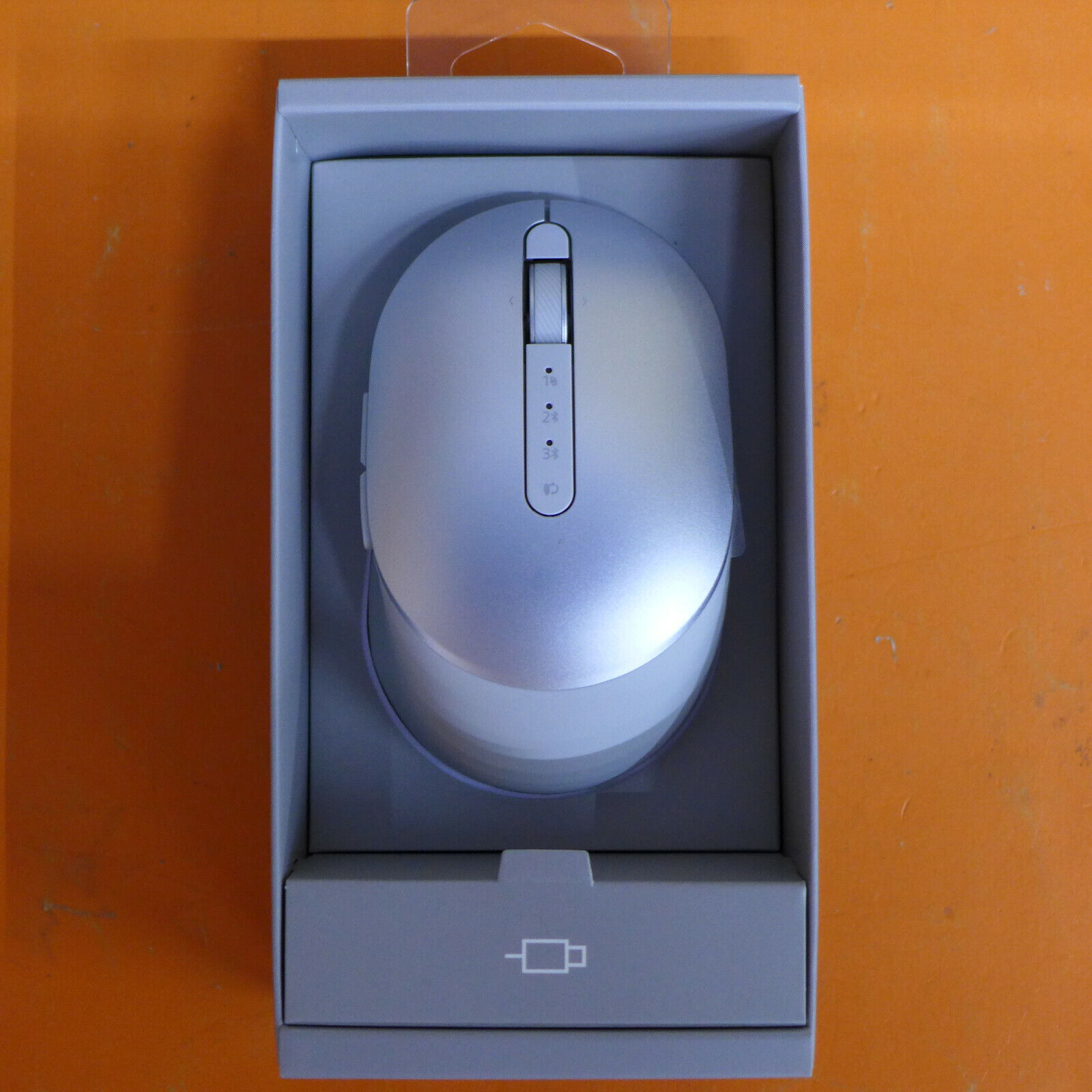 NEW Dell Premier Wireless Mouse Platinum Silver MS7421W YCY97