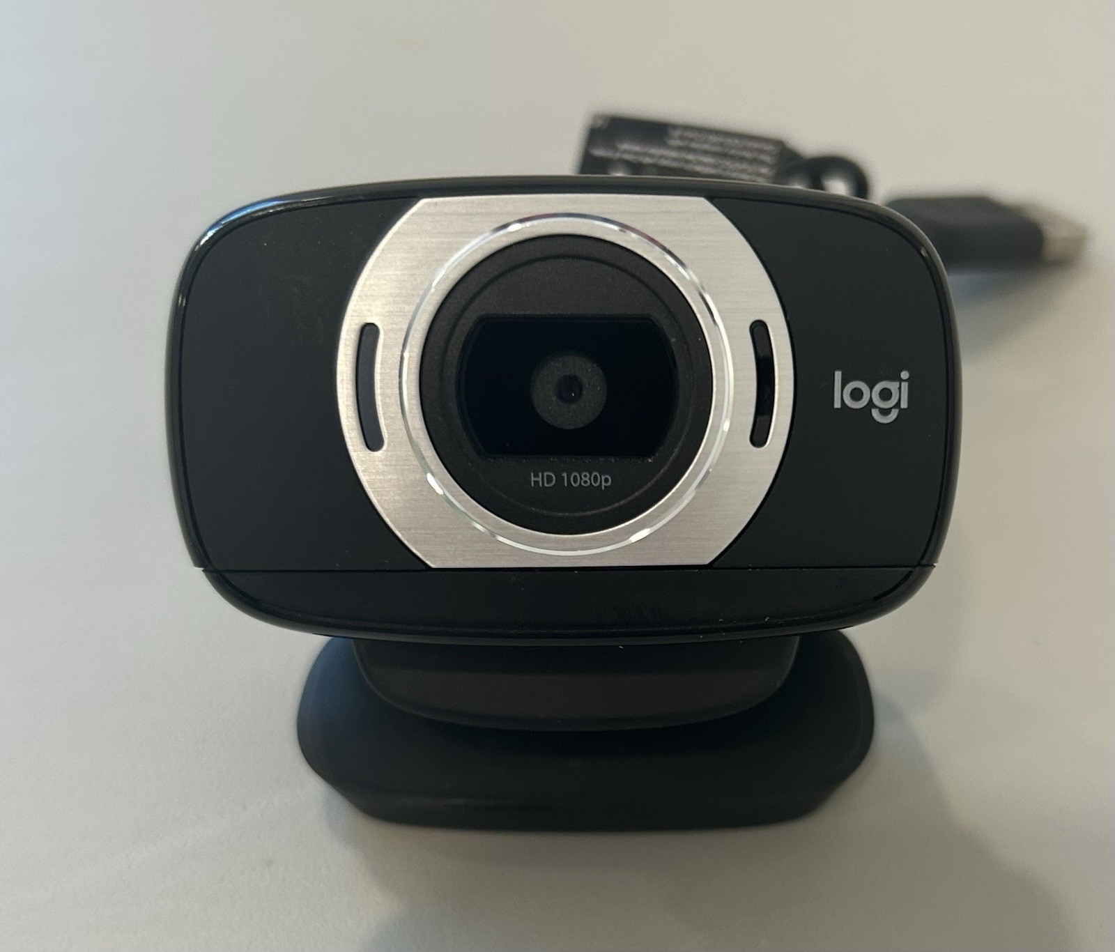 Logitech C615 HD WebCam, Model # V-U0027 - New - Open Box