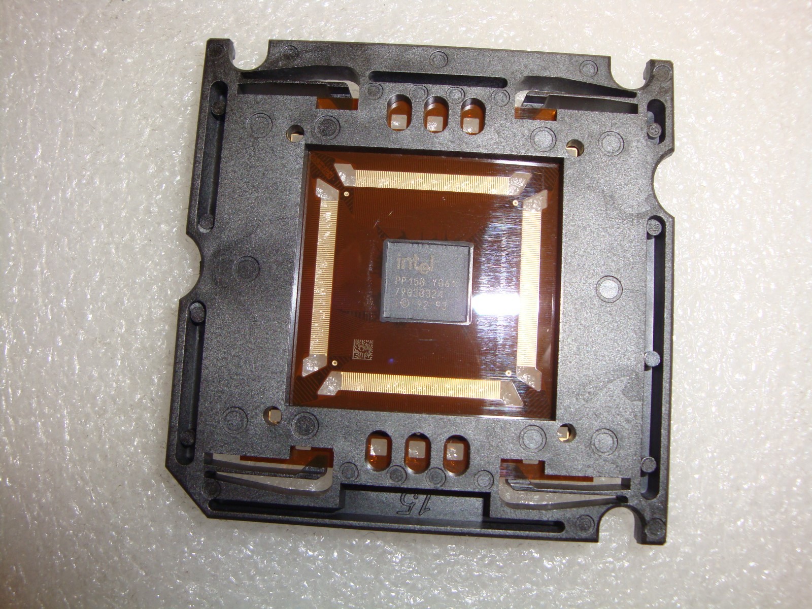 New Intel Mobile Pentium 150Mhz TCP SY061 Very rare vintage CPU for Collection