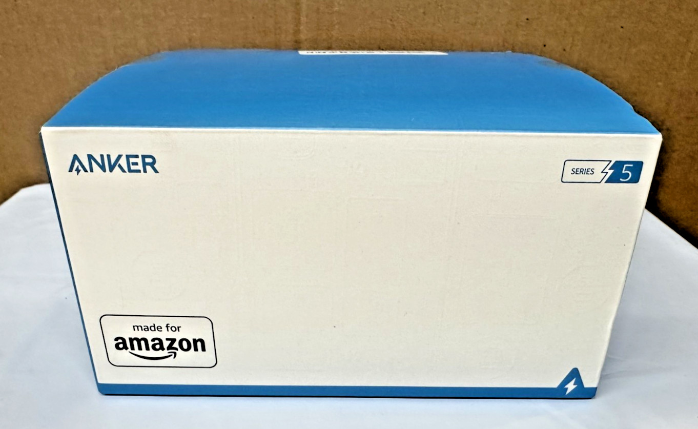 Made for Amazon, Wireless Charging Dock for Kindle Paperwhite Signature Edition.