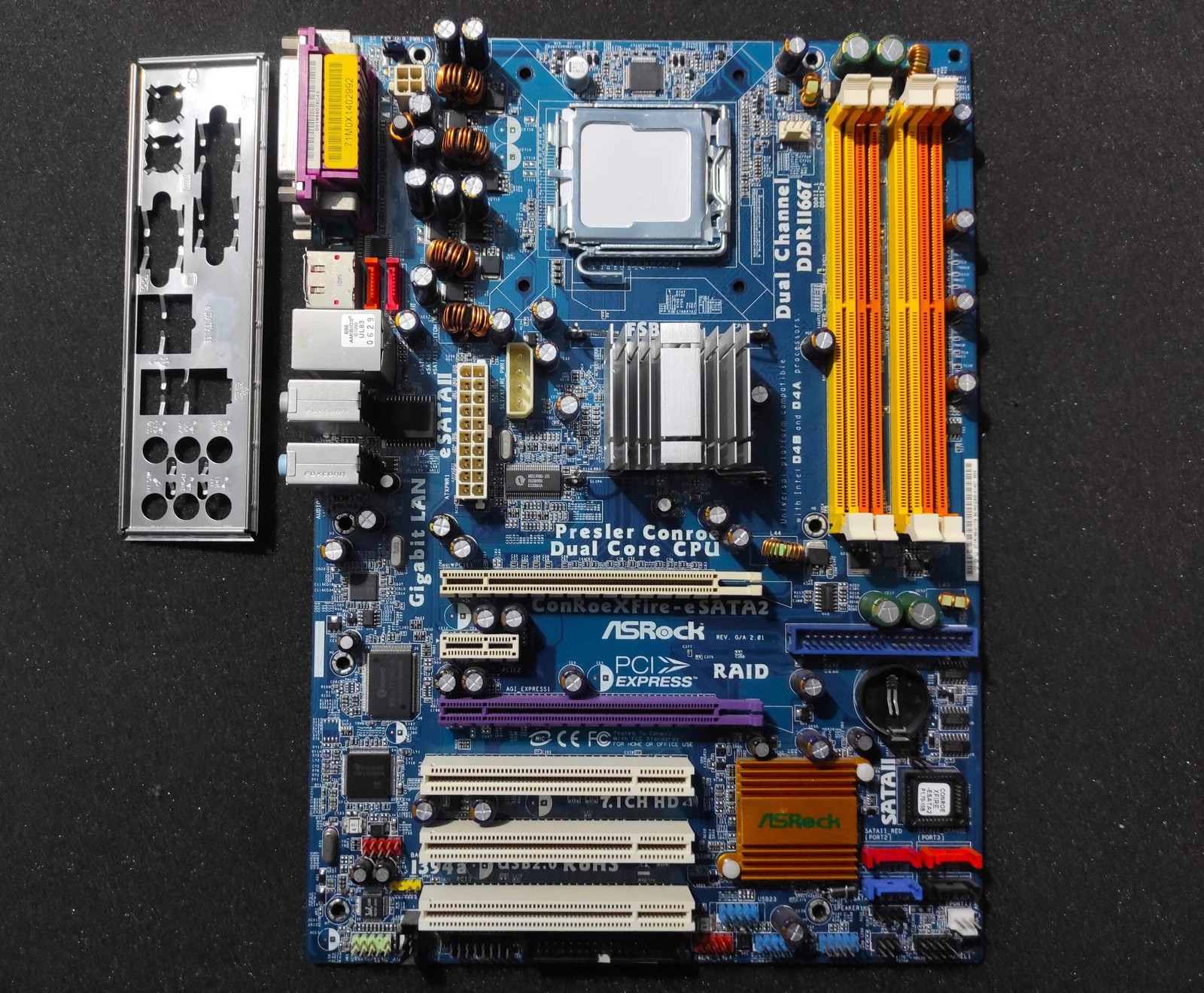 ASRock ConRoeXFire-eSATA2 Socket 775 ATX Motherboard DDR2 PCIe x16 Intel 945P Ch