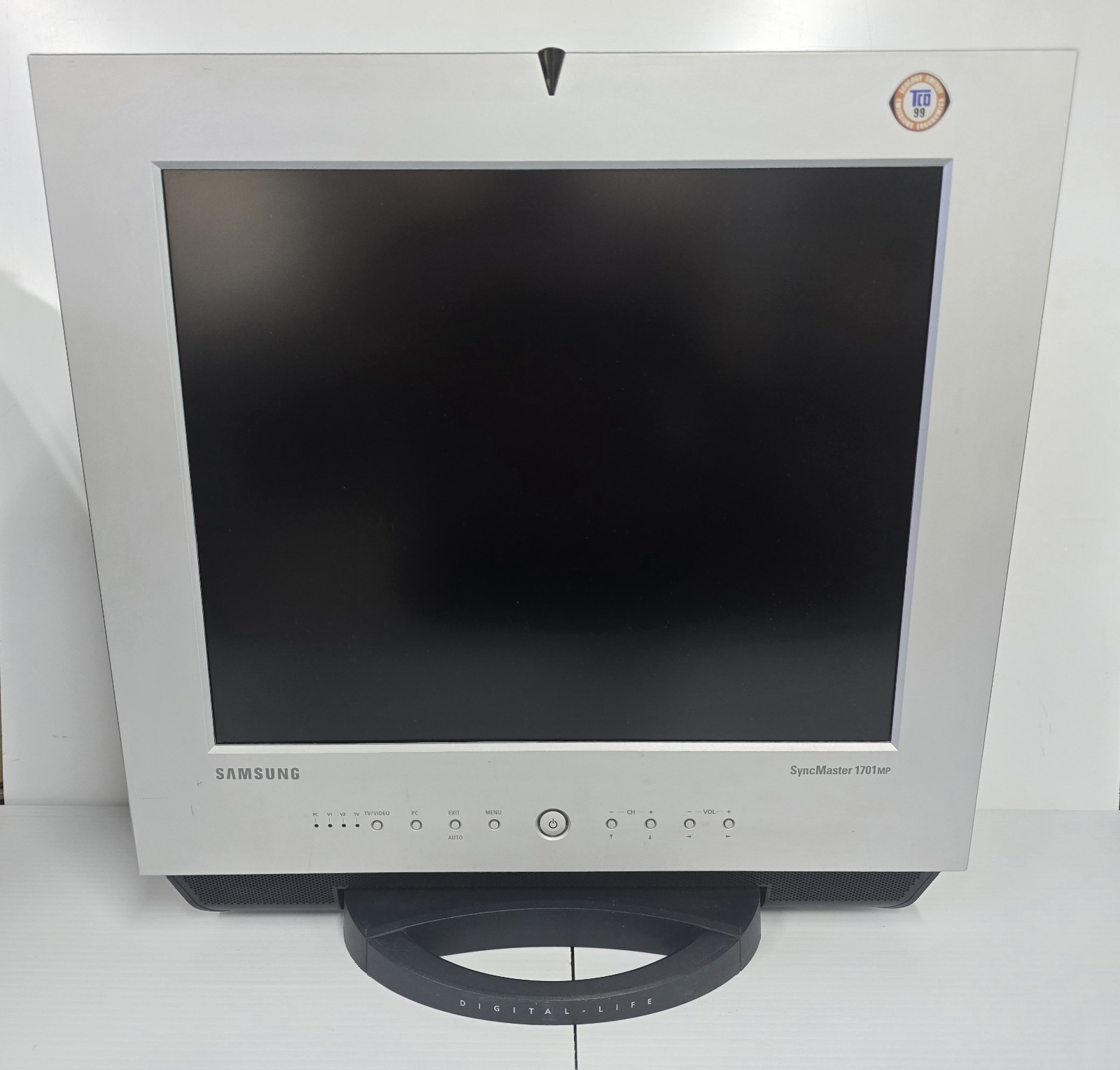 Samsung SyncMaster 1701MP Monitor Retro PC Tv Monitor