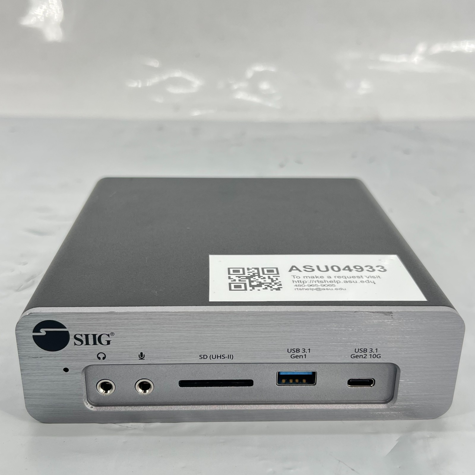 SIIG Thunderbolt 3 DisplayPort 1.4 Docking Station w/ Dual M.2 NVMe SSD & 87W PD