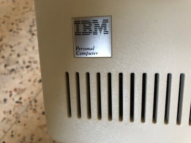 IBM 5150 PC 8088 CPU FDD - W / 5153 MONITOR , KEYBOARD & FLOPPY DISKS WORKING